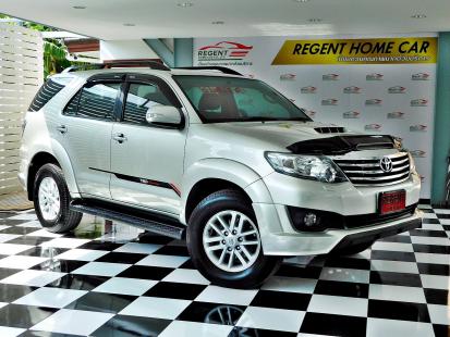 2014 Toyota Fortuner 3.0 (ปี 12-15) V SUV AT 4WD